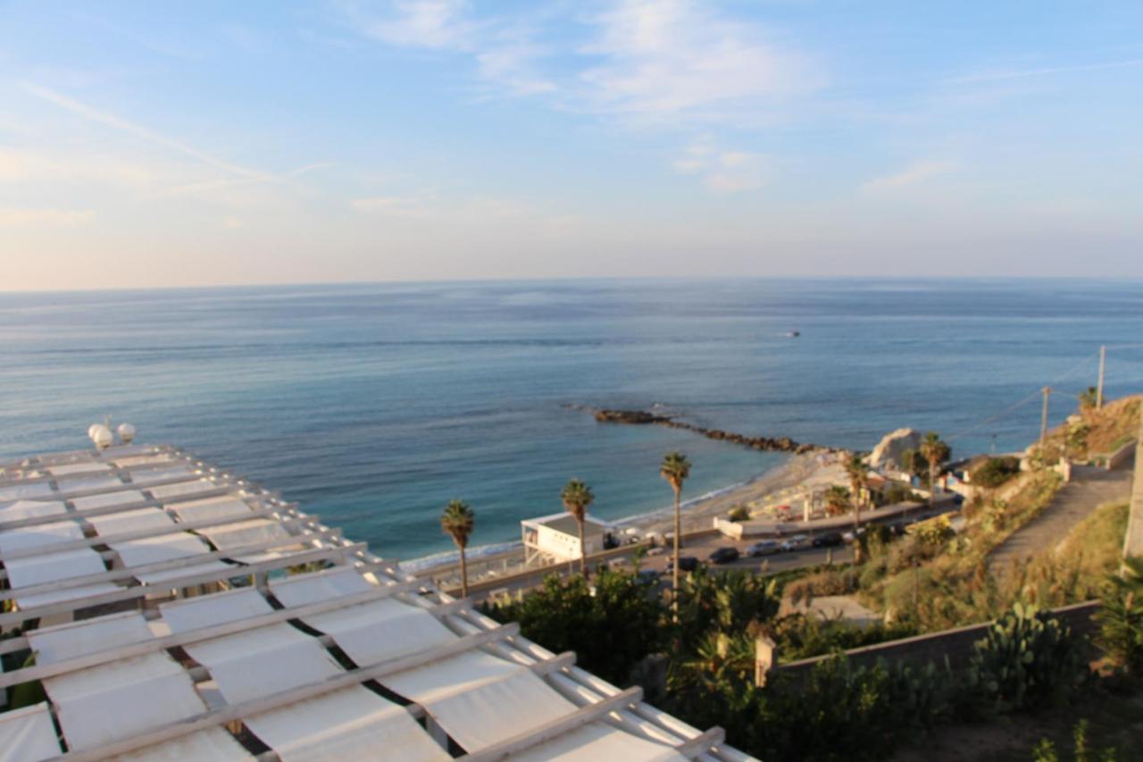 Mediterranean Boutique Hotel Tropea Esterno foto