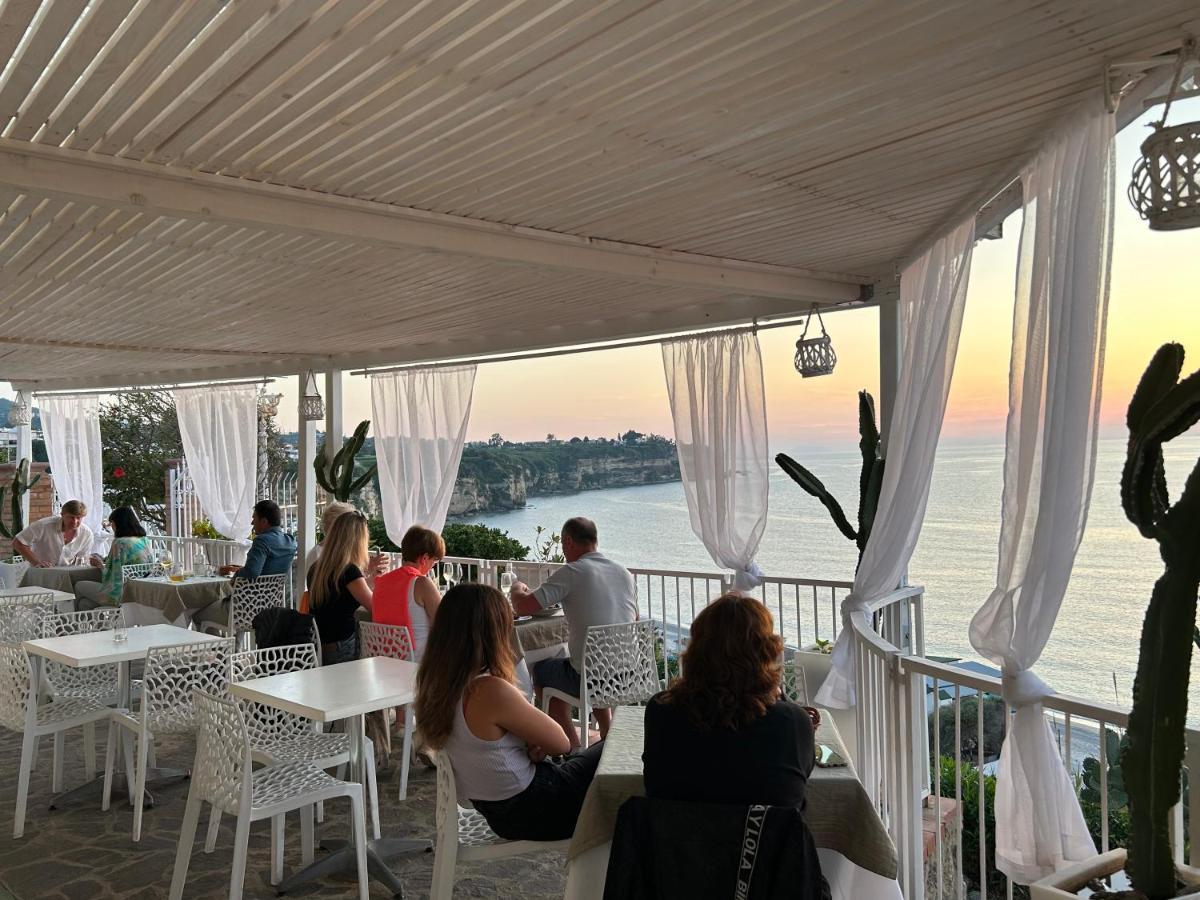 Mediterranean Boutique Hotel Tropea Esterno foto