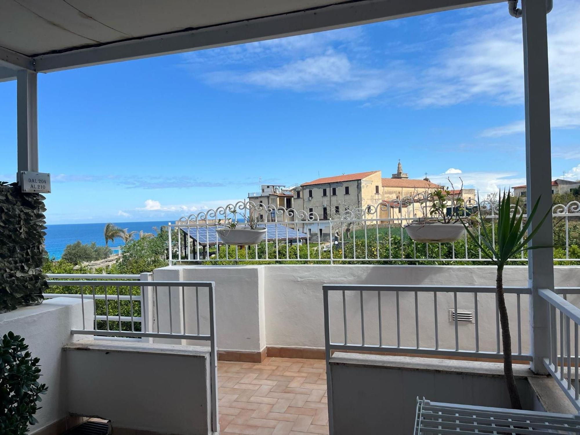 Mediterranean Boutique Hotel Tropea Esterno foto